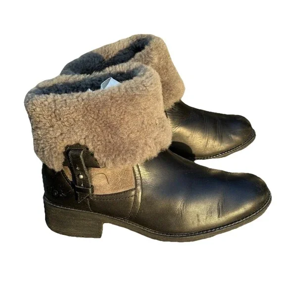 UGG CHYLER BLACK WATER RESISTANT Booties Womens Size 8 - Picture 8 of 12